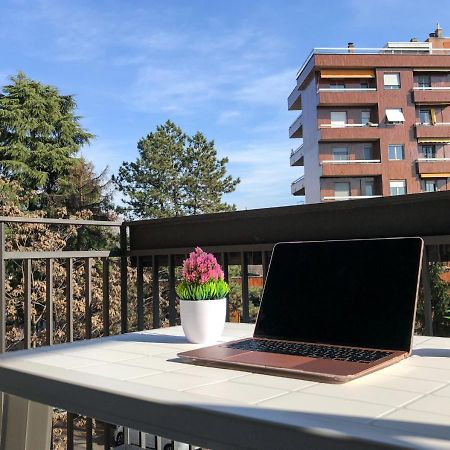 Confortevole Bilocale A Pochi Minuti Dal Centro Apartman Milánó Kültér fotó