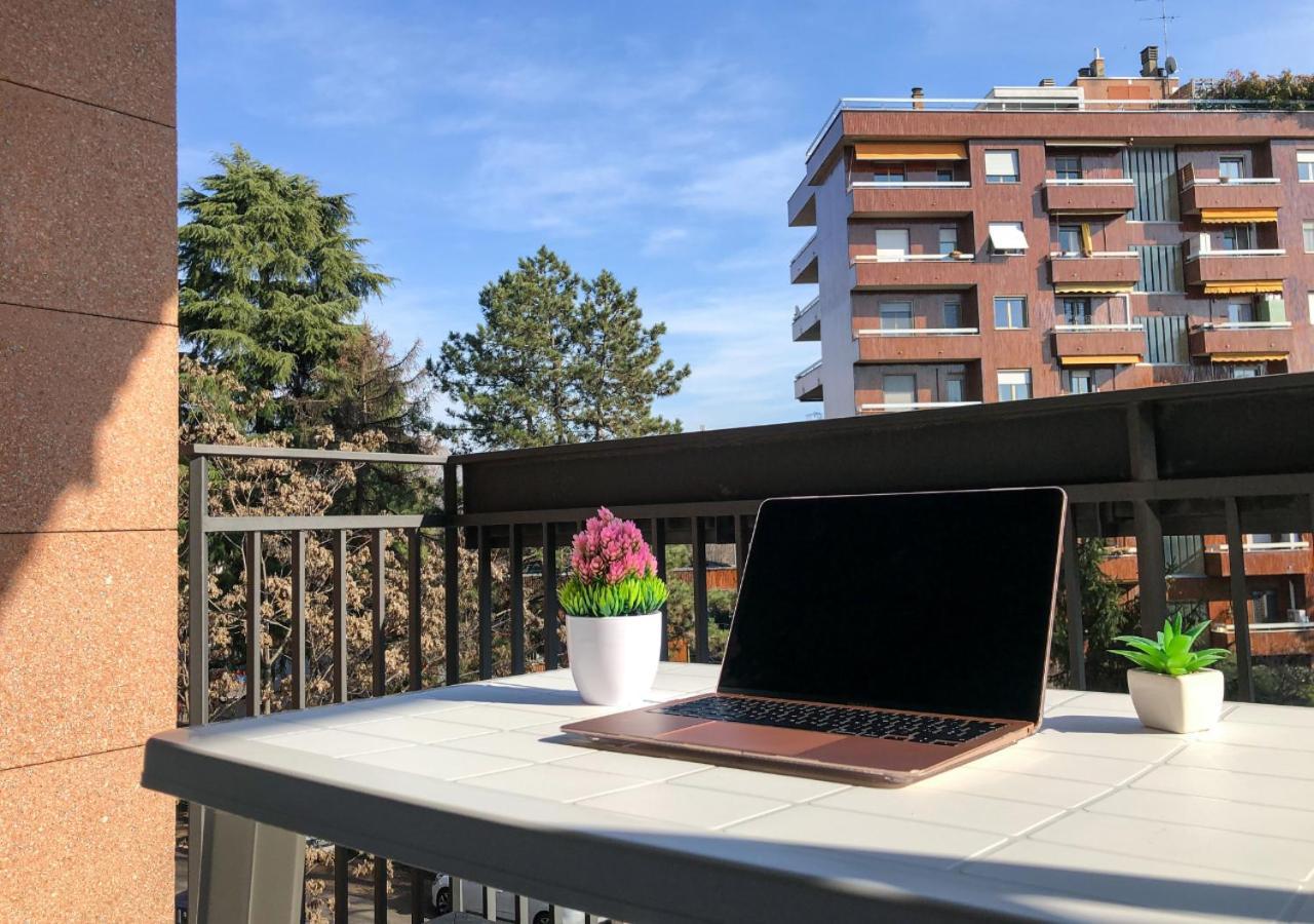 Confortevole Bilocale A Pochi Minuti Dal Centro Apartman Milánó Kültér fotó