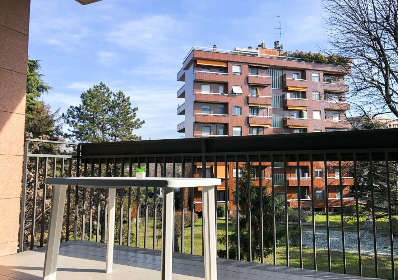 Confortevole Bilocale A Pochi Minuti Dal Centro Apartman Milánó Kültér fotó