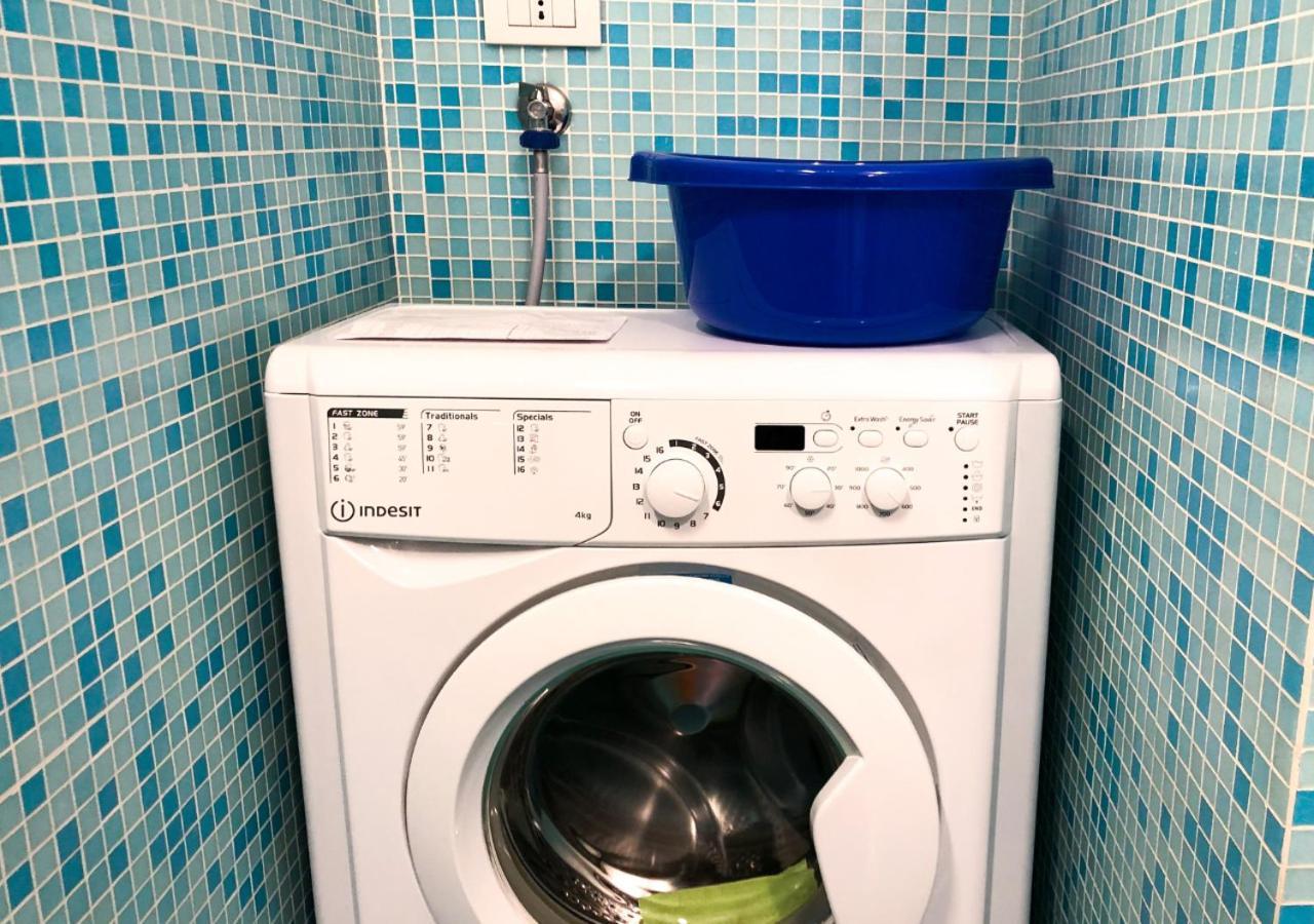 Confortevole Bilocale A Pochi Minuti Dal Centro Apartman Milánó Kültér fotó